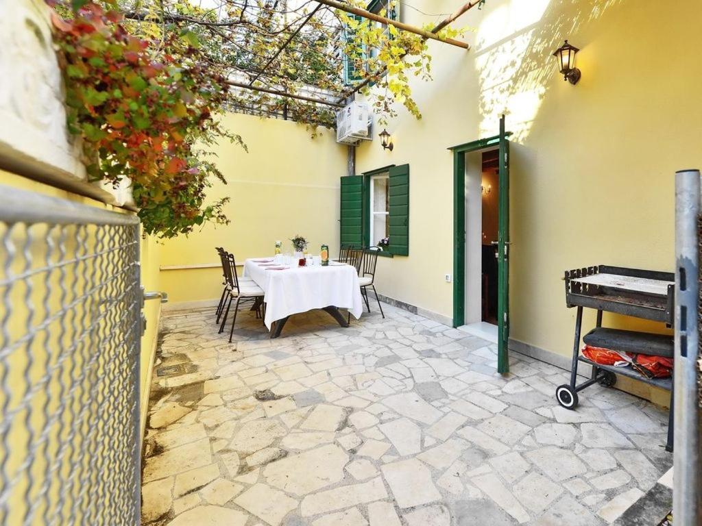 Villa Omiš Eksteriør bilde