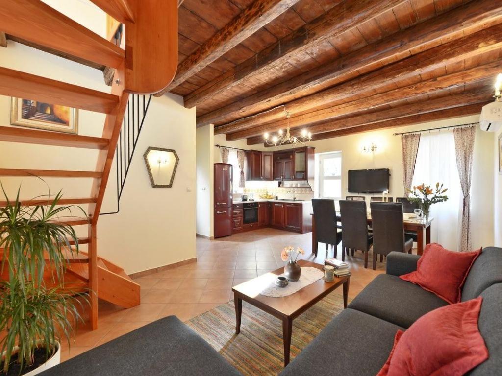 Villa Omiš Eksteriør bilde