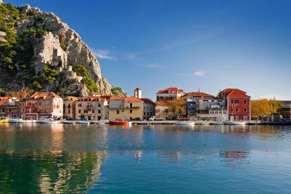 Villa Omiš Eksteriør bilde
