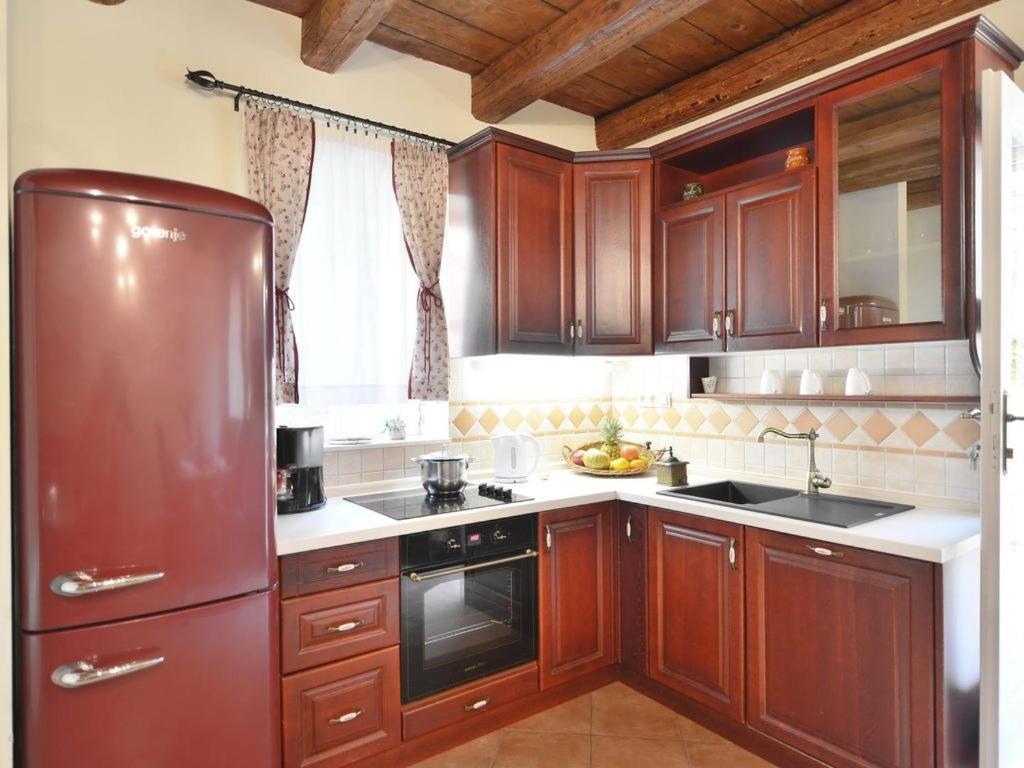 Villa Omiš Eksteriør bilde